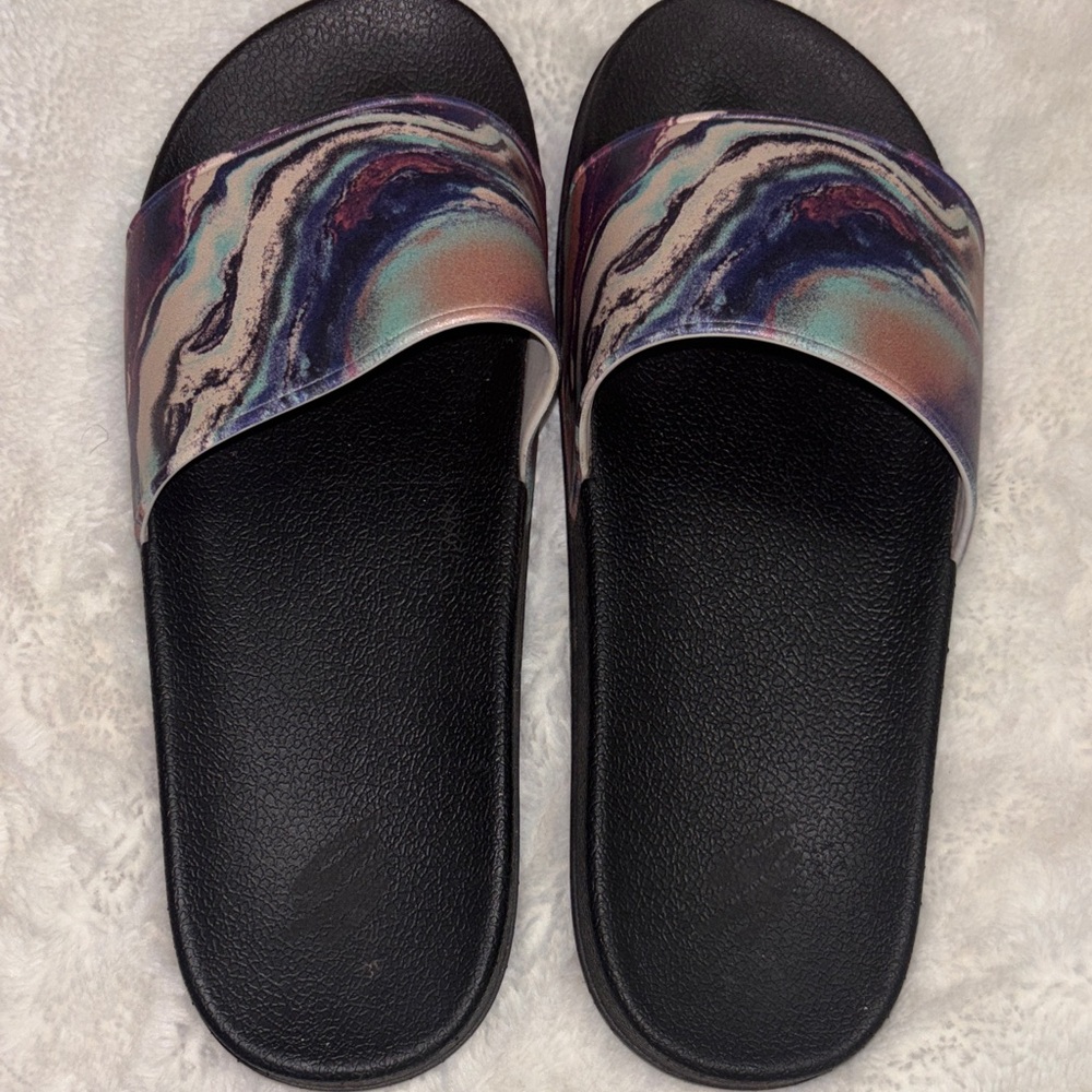 Women's Black Slide Sandals with Marble-Print Strap